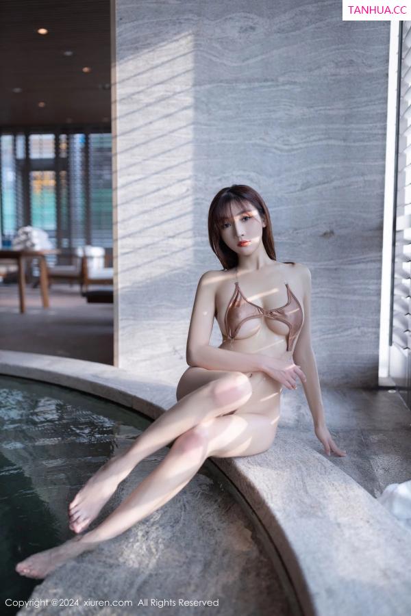 陆萱萱  [XiuRen]高清写真图 2024.04.11 No.8379 陆萱萱 美腿性感第50张图片